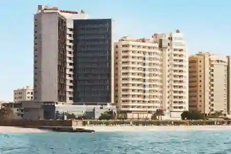 Wyndham Garden Ajman Corniche 1